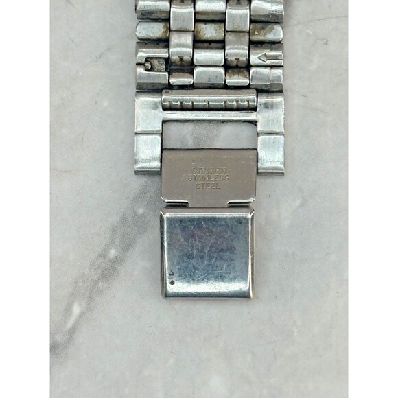 Vintage 1986 Men's Citizen Black Dial Lattice Hobnail Calendar Watch 5510-H01083 - Picture 6 of 13